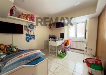 Camera / camera da letto - Quadrilocale Via Mario De Ciccio
 
8, Napoli - foto 10