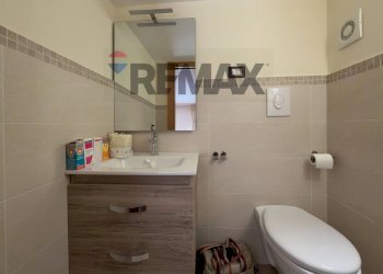 Bagno - Quadrilocale Via Mario De Ciccio
 
8, Napoli - foto 14