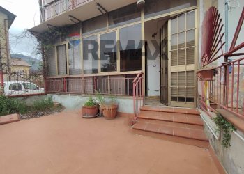 Terrazza - Casa semi indipendente Strada Provinciale Roccamonfina - Teano
 
57, Roccamonfina - foto 23