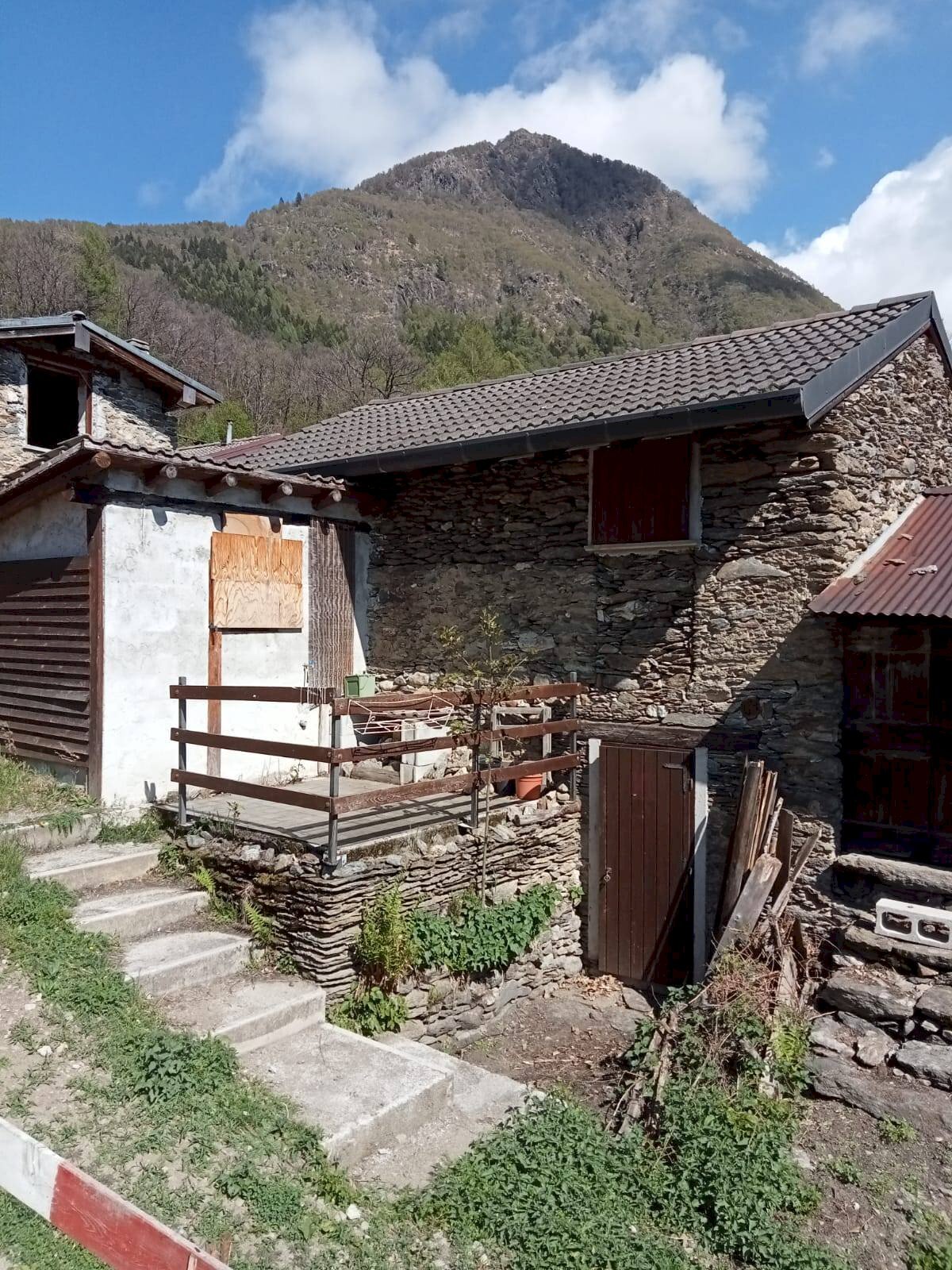 Foto 3 - Rustic Località Loco Peinano
 
snc, Sueglio - photo 3