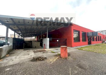 Casa all\'aperto - Box Via Garibaldi
 
58, Brugherio - foto 3