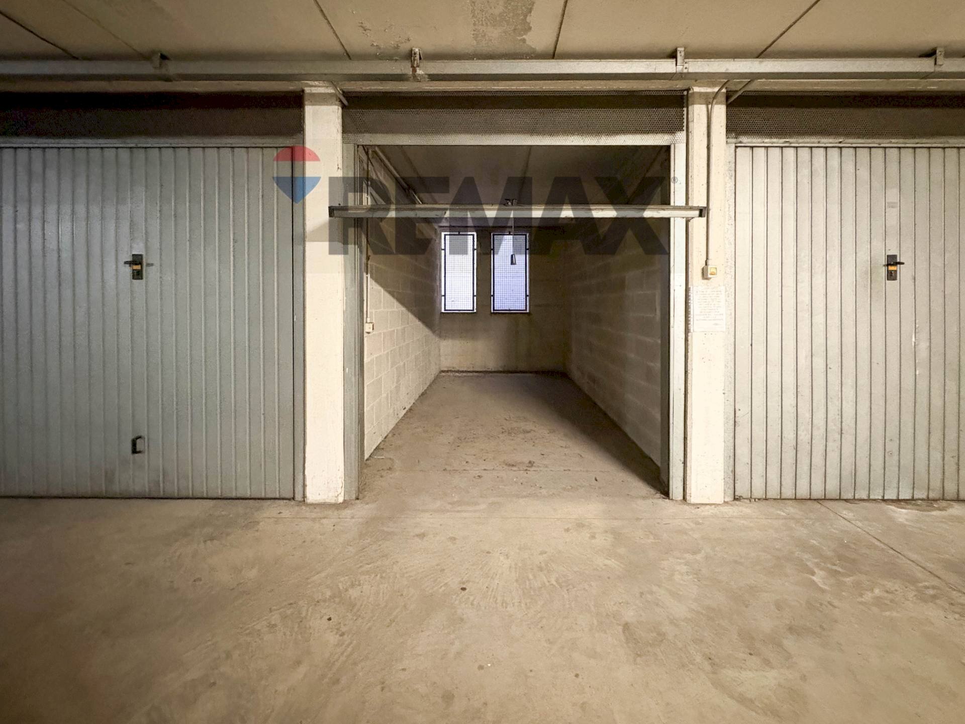 Parcheggio - Box VIA TINTORETTO
 
10, Cologno Monzese - photo 1