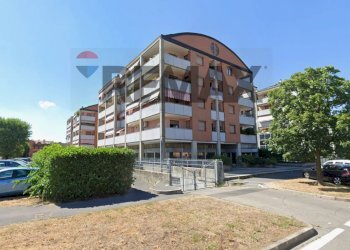 Edificio all\'aperto - Box VIA TINTORETTO
 
10, Cologno Monzese - foto 2