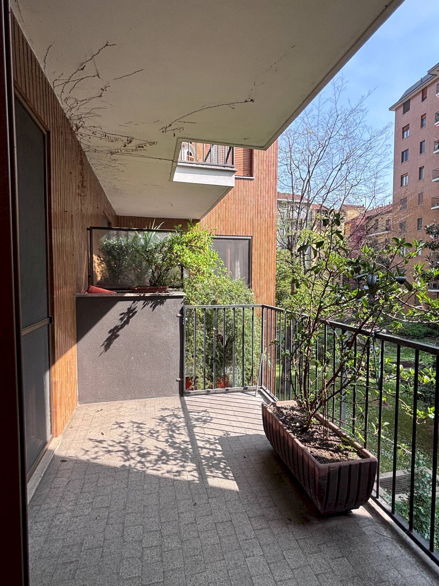 Foto 1 - Trilocale Alzaia Naviglio Pavese
 
44, Milano - foto 1