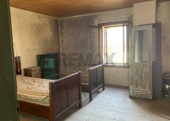 Camera / camera da letto - Semi-detached house Piazza Monte Grappa
 
8, Seren del Grappa - photo 15