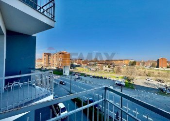 Balcone - Trilocale via Foglizzo
 
31, Chivasso - foto 22