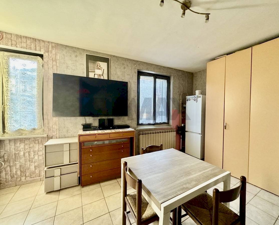 Sala da pranzo - Monolocale via del castello
 
3, Chivasso - foto 2