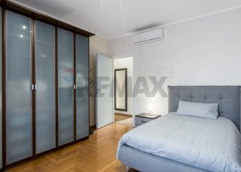 Camera / camera da letto - Non-buildable land Torino - photo 7