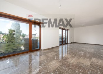 Stanza vuota - Attic Via Bernardo Blumenstihl
 
40, Roma - photo 4