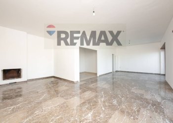 Stanza vuota - Attic Via Bernardo Blumenstihl
 
40, Roma - photo 7