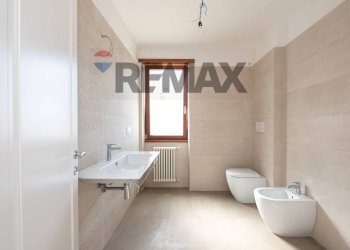 Bagno - Attic Via Bernardo Blumenstihl
 
40, Roma - photo 20