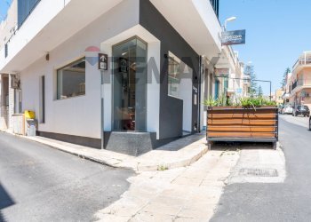 Casa all\'aperto - Attività Commerciale via Del Mare
 
13, Ragusa - foto 23