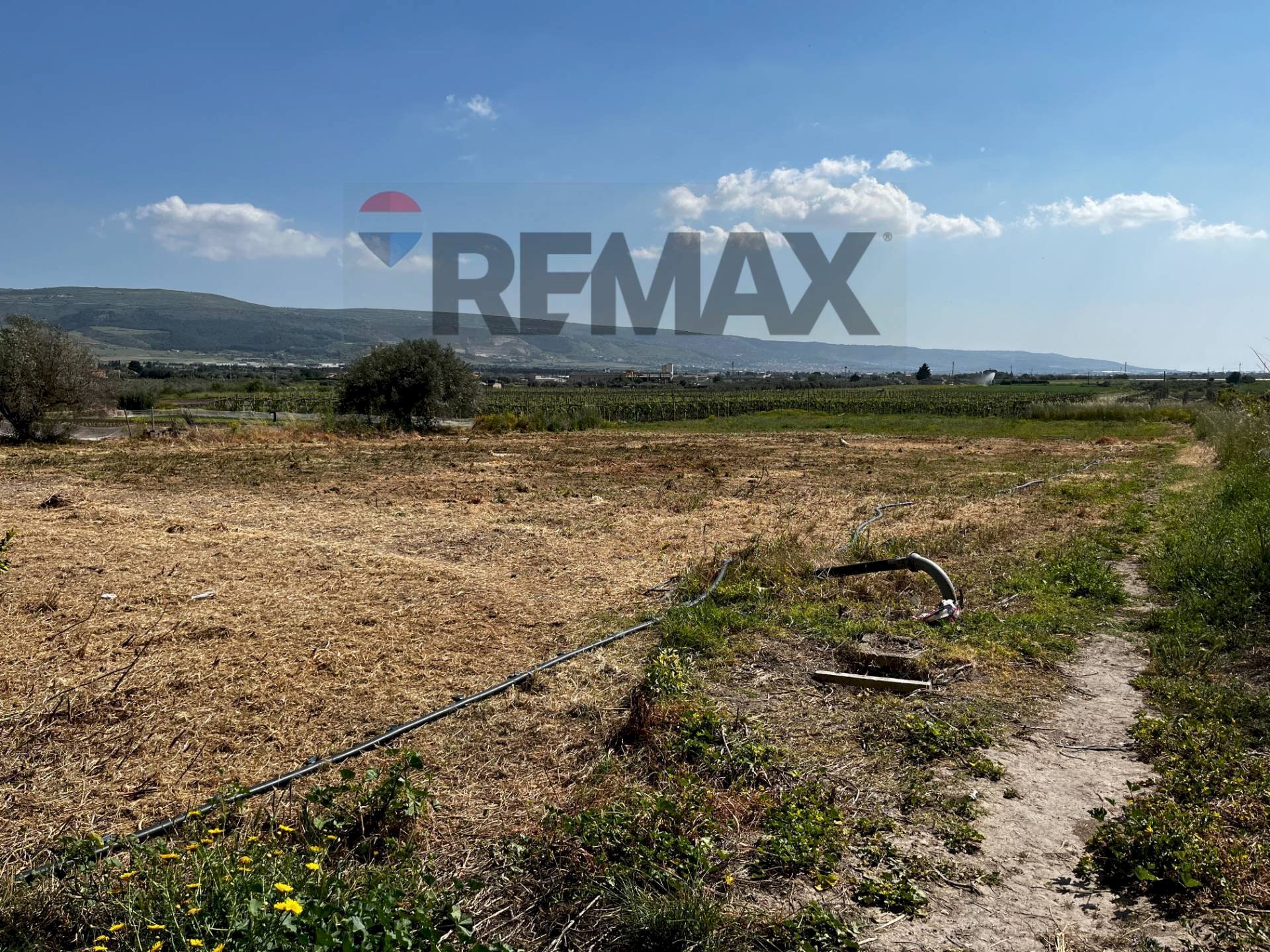 Vista delle montagne - Agricultural land sp7
 
snc, Chiaramonte Gulfi - photo 1