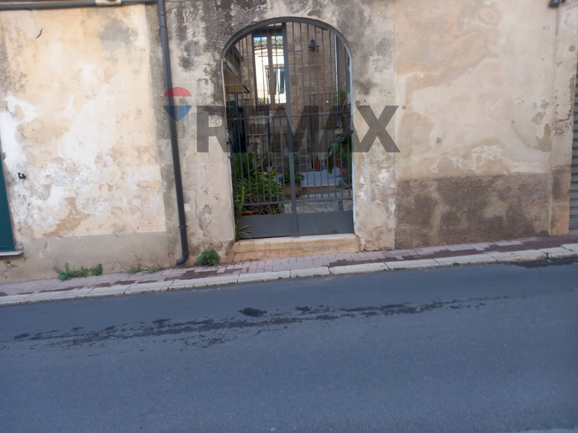 Edificio all\'aperto - Quadrilocale CORSO NINO BARONE
 
65, Modica - foto 2