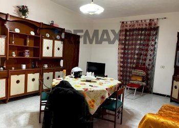 Sala da pranzo - Villa sp7
 
snc, Chiaramonte Gulfi - foto 4