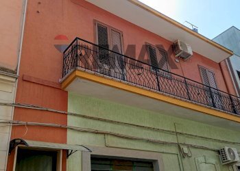 Edificio all\'aperto - Casa indipendente Via Riccardo Zandonai
 
4, San Vito dei Normanni - foto 1