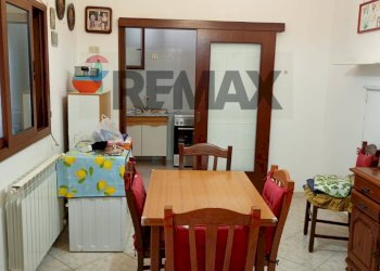 Sala da pranzo - Casa indipendente Via Riccardo Zandonai
 
4, San Vito dei Normanni - foto 6