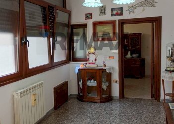 Hall / corridoio - Casa indipendente Via Riccardo Zandonai
 
4, San Vito dei Normanni - foto 10