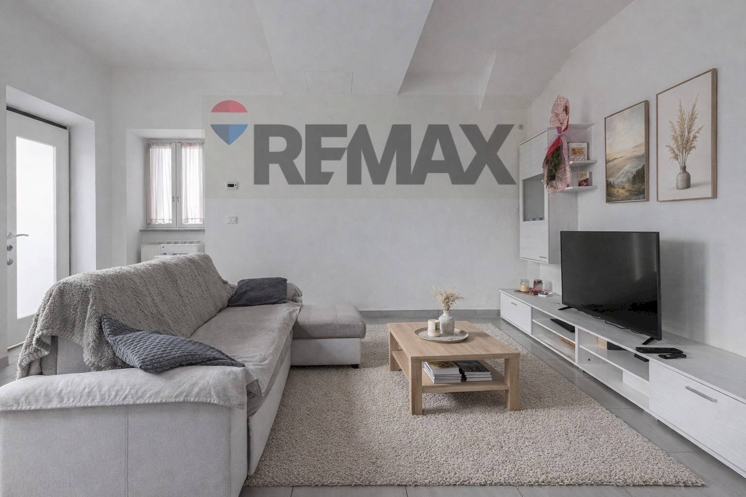 Soggiorno - Bilocale via Matteotti
 
1, Mornago - foto 3