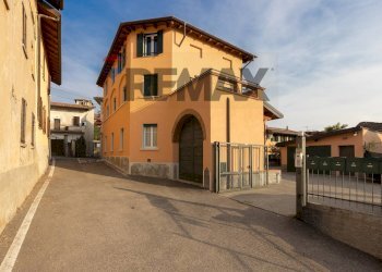 Edificio all\'aperto - Bilocale via Matteotti
 
1, Mornago - foto 21