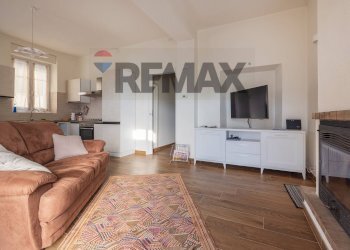 Soggiorno - Trilocale via Matteotti
 
1, Mornago - foto 3