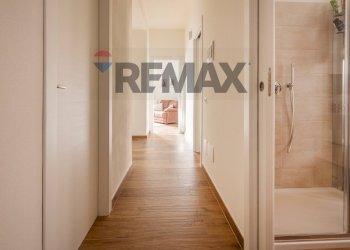 Hall / corridoio - Trilocale via Matteotti
 
1, Mornago - foto 11