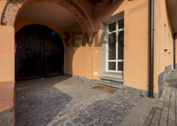 Terrazza - Trilocale via Matteotti
 
1, Mornago - foto 21