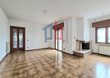 Foto 3 - Quadrilocale VIA DEI GERMANI
 
5, Ardea - foto 3