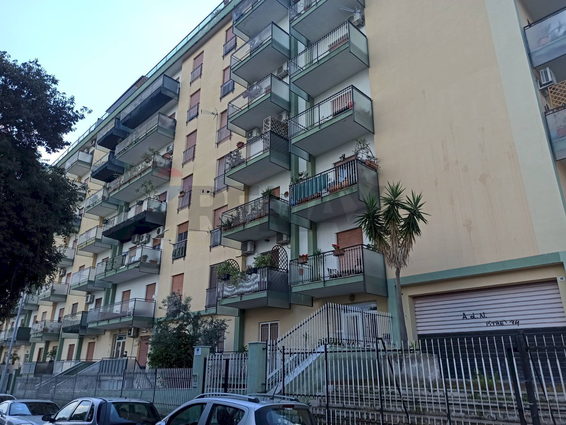 Edificio all\'aperto - Quadrilocale Via Benedetto Croce
 
18, Palermo - foto 2