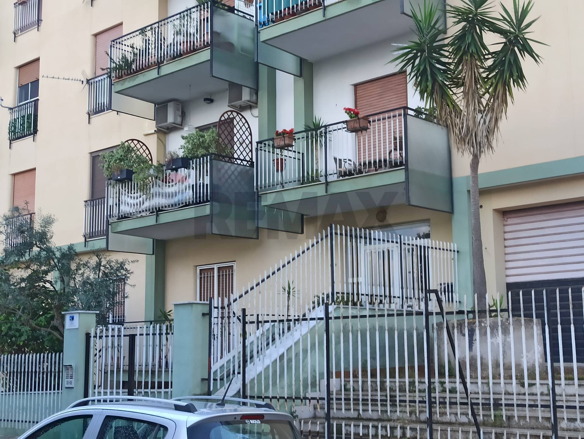 Edificio all\'aperto - Quadrilocale Via Benedetto Croce
 
18, Palermo - foto 3