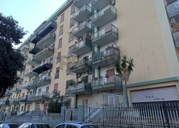 Edificio all\'aperto - Quadrilocale Via Benedetto Croce
 
18, Palermo - foto 2