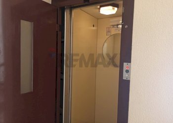 Hall / corridoio - Quadrilocale Via Benedetto Croce
 
18, Palermo - foto 24