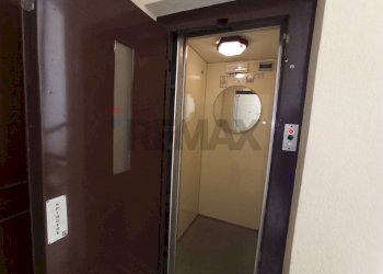 Hall / corridoio - Quadrilocale Via Benedetto Croce
 
18, Palermo - foto 26