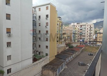 Edificio all\'aperto - Quadrilocale Via Benedetto Croce
 
18, Palermo - foto 70