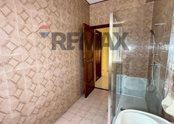 Bagno - Quadrilocale Via Benedetto Croce
 
18, Palermo - foto 9