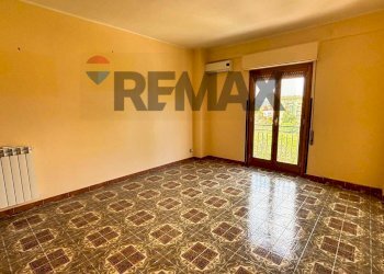 Stanza vuota - Quadrilocale Via Benedetto Croce
 
18, Palermo - foto 24