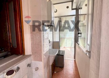 Bagno - Quadrilocale Via Benedetto Croce
 
18, Palermo - foto 26