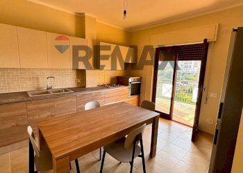 Cucina - Appartamento Via Bologna
 
1, Carini - foto 9