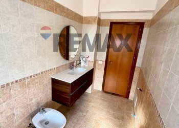 Bagno - Appartamento Via Bologna
 
1, Carini - foto 34