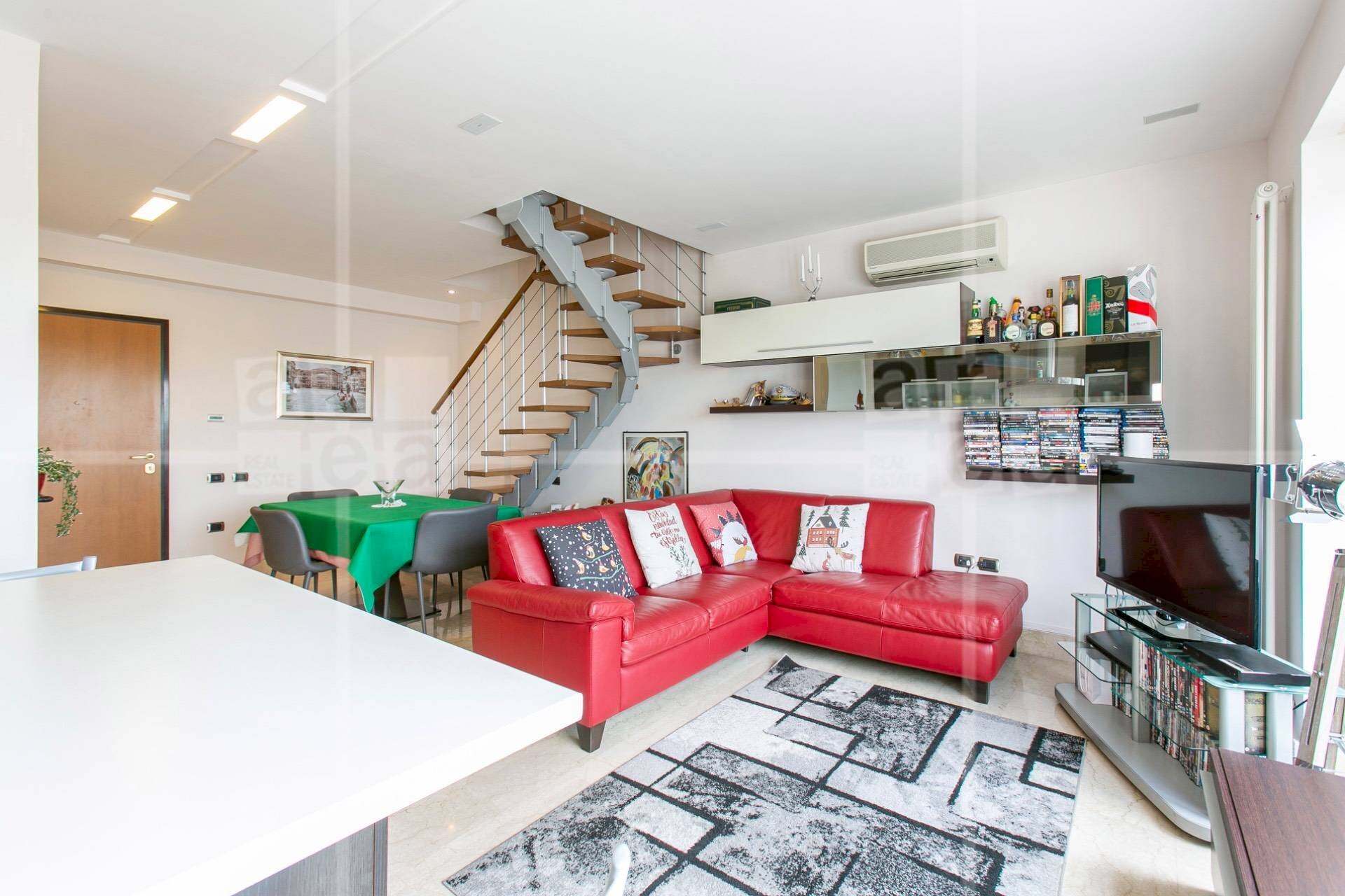 Foto 1 - Three-room apartment Via Casilina, Roma - photo 1