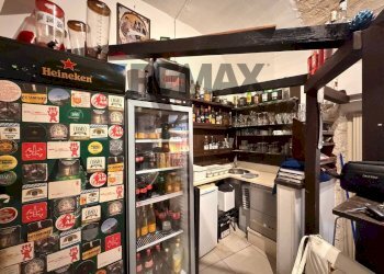 Dispensa di stoccaggio - Attività Commerciale Via Roma
 
78, Cisternino - foto 9