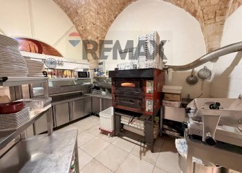 Cucina - Attività Commerciale Via Roma
 
78, Cisternino - foto 15