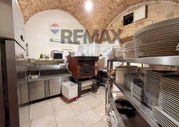 Cucina - Attività Commerciale Via Roma
 
78, Cisternino - foto 18