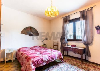 Camera / camera da letto - Villa Largo Crabulazzi
 
snc, Sassari - foto 24