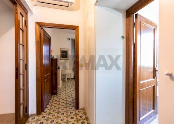 Hall / corridoio - Villa Largo Crabulazzi
 
snc, Sassari - foto 31