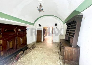 Hall / corridoio - Commercial Premises Via Mannu
 
39/A, Sassari - photo 2