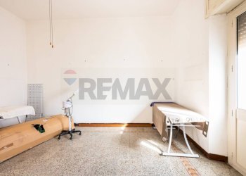 Camera / camera da letto - Trilocale Corso Giovanni Pascoli
 
2, Sassari - foto 20