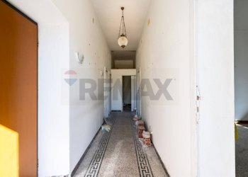 Hall / corridoio - Trilocale Corso Giovanni Pascoli
 
2, Sassari - foto 25