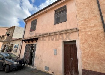 Casa all\'aperto - Semi-detached house Via Regina Elena
 
12, Codrongianos - photo 2