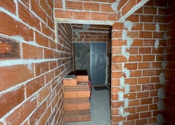 Dettagli - Semi-detached house Via Regina Elena
 
12, Codrongianos - photo 8